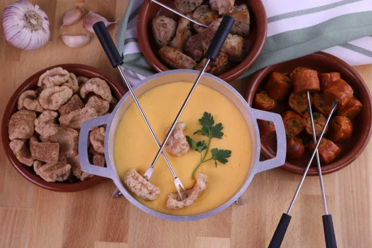 Imagen de Fondue Clásico a lo Boricua